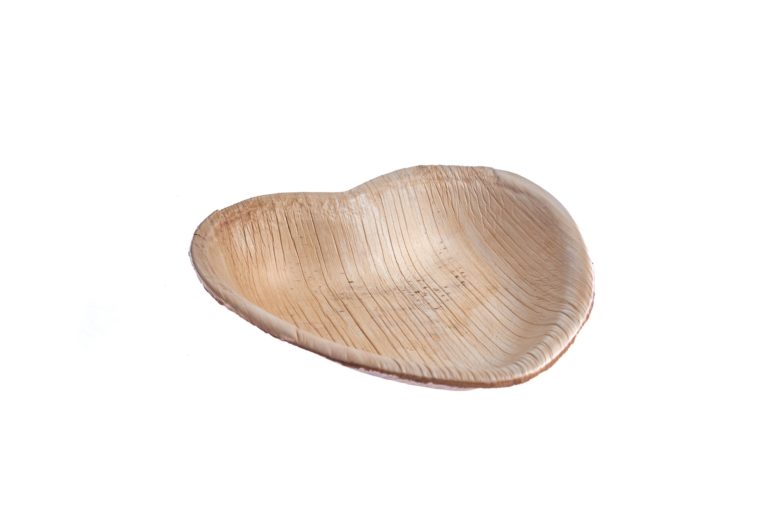 16 cm heart shape plate Ehsaashome disposable natural palm leaf plates